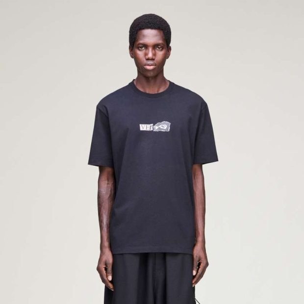 Футболка Y-3 GFX