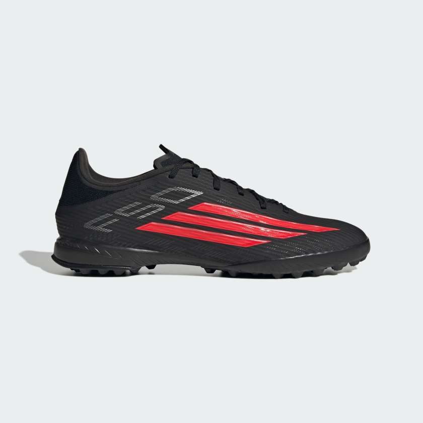 Сороконіжки F50 LEAGUE Turf