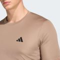 Футболка WORKOUT ESSENTIALS BASE