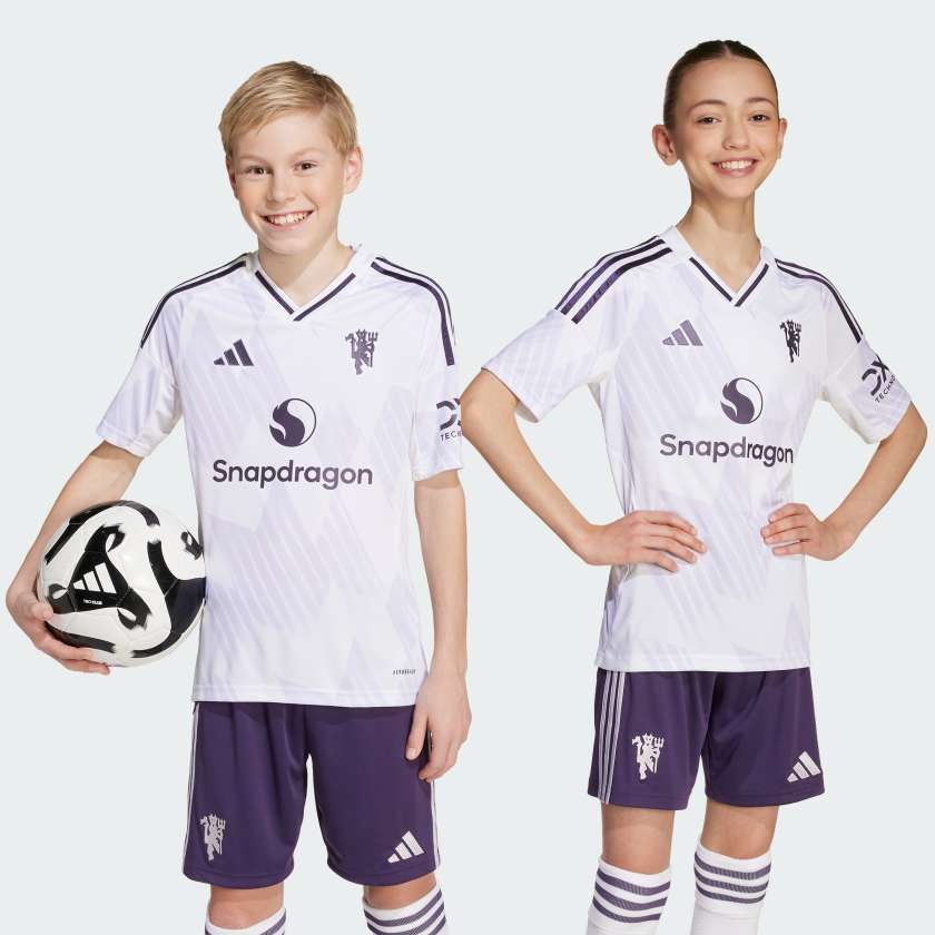 Выездное джерси Manchester United 25/26 Away Kids