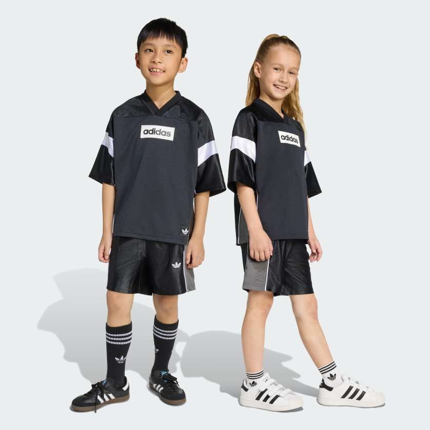 Комплект: футболка і шорти Kids