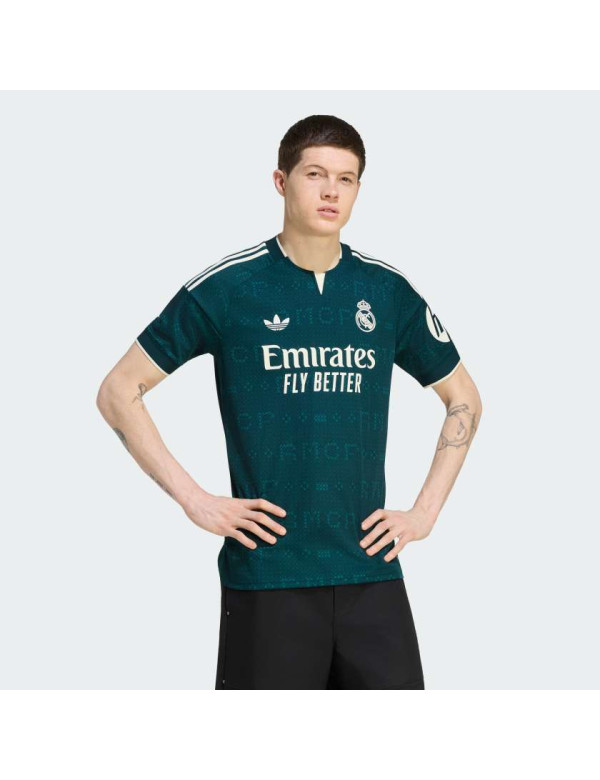 Виїзне джерсі Real Madrid 26/27