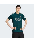 Виїзне джерсі Real Madrid 26/27