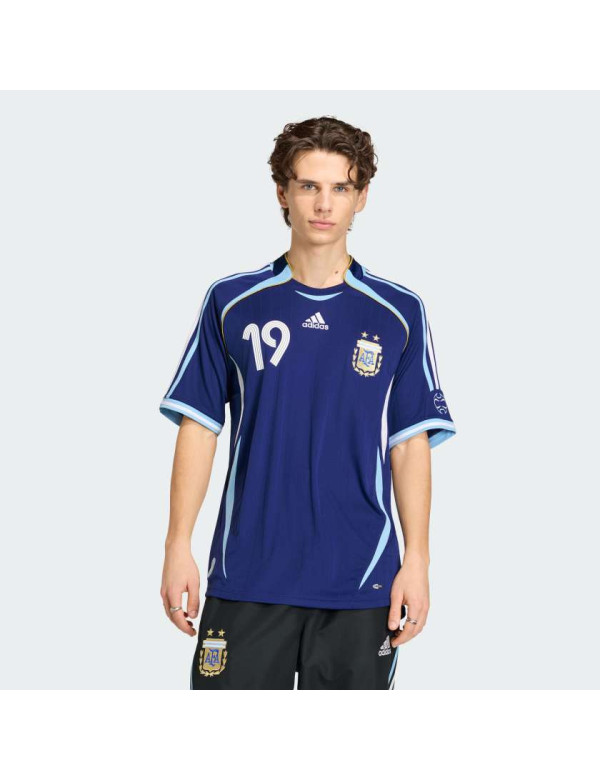 Виїзна футболка Argentina 2006 Messi